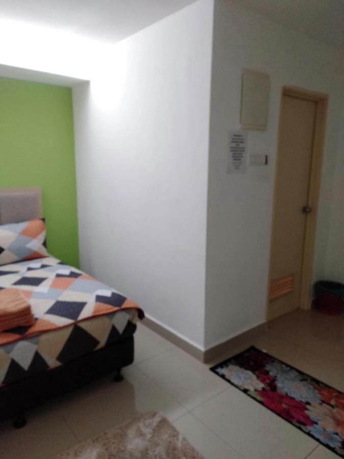 Risqi Apartment 2 Bedroom Wakaf Che Yeh Kota Bharu Kültér fotó