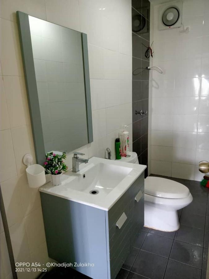 Risqi Apartment 2 Bedroom Wakaf Che Yeh Kota Bharu Kültér fotó